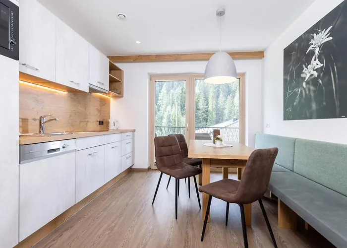 Franzerl Apartahotel Tux